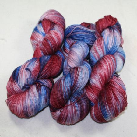 Handgefärbte Sockenwolle